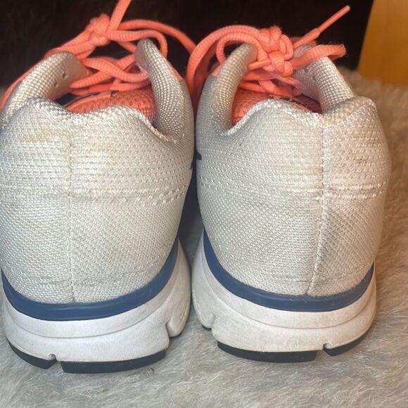 Nike shoes 7.5 (3725) - Picture 6 of 11